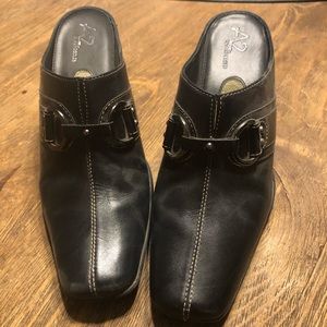 Black ladies shoes